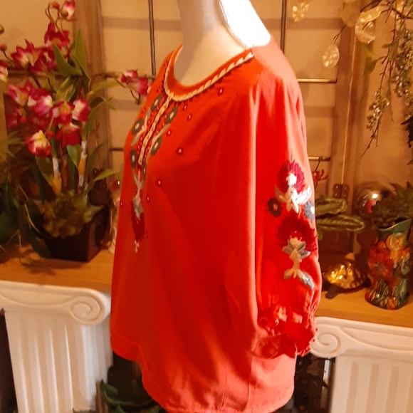 Embroidered Floral Elasticized Dolman Sleeve BOHO Peasant Blouse Size Medium - Picture 2 of 11